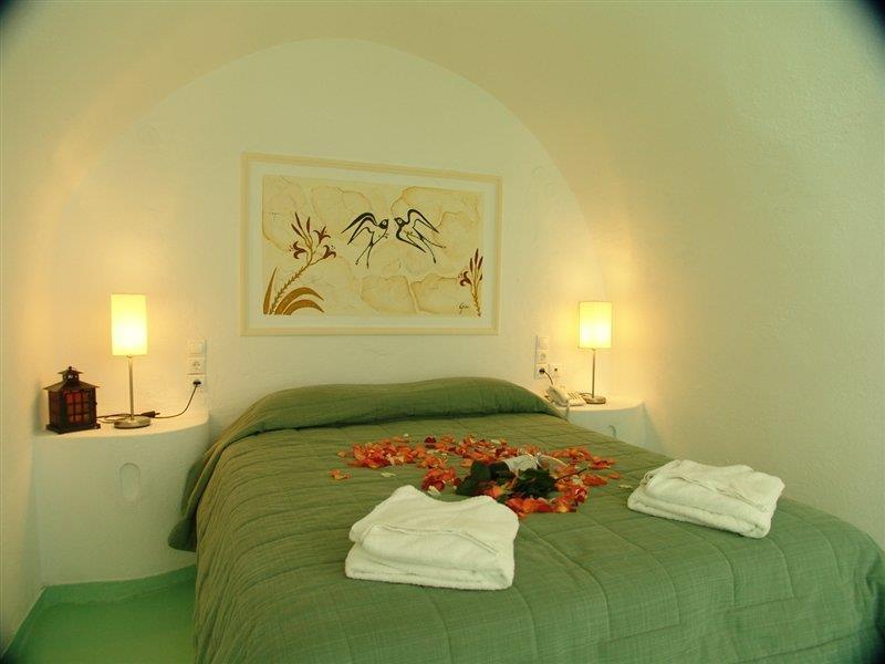 Cliff Side Suites ฟิรา ภายนอก รูปภาพ