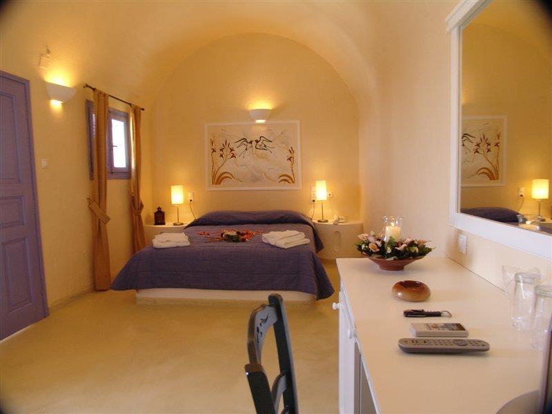Cliff Side Suites ฟิรา ภายนอก รูปภาพ